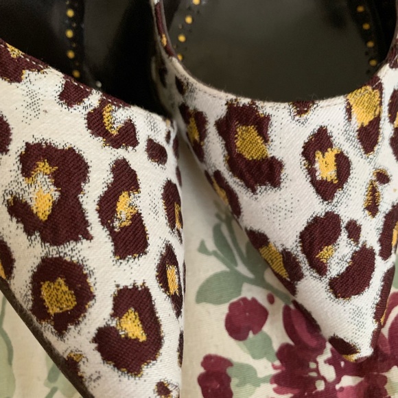 New with box manolo blahnik size 38 - Picture 2 of 7